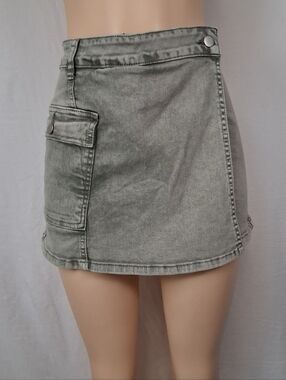 American Bazi Olive Green Denim Skort Shorts Size M